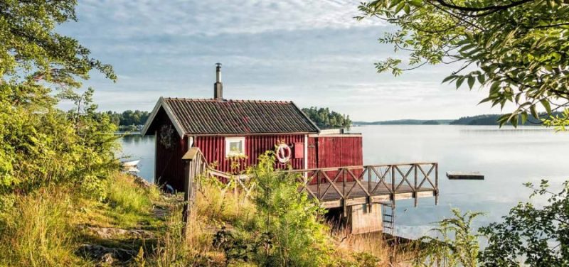 Sommerurlaub-in-einem-Schwedischen-Blockhaus