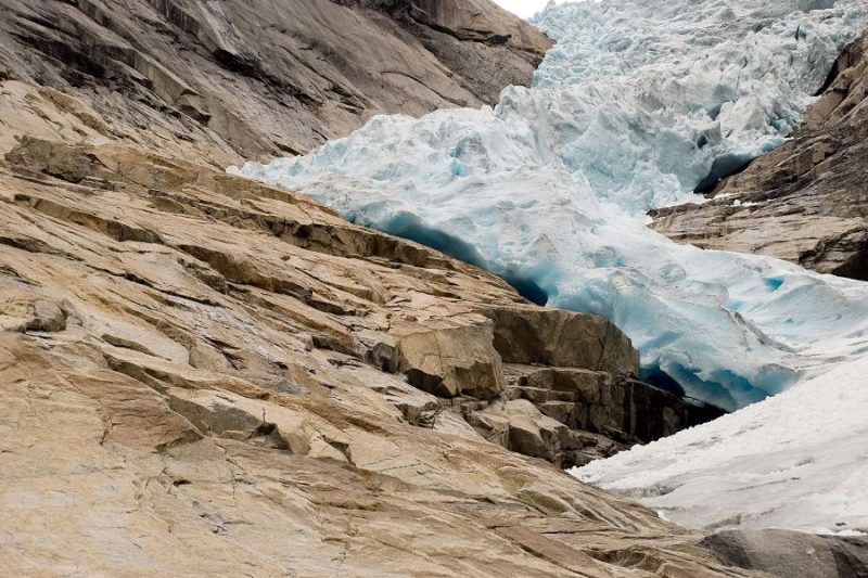 Briksdalbreen-Gletscher-Entdecken-Sie-die-Fjorde-Norwegens-mit-Nordic