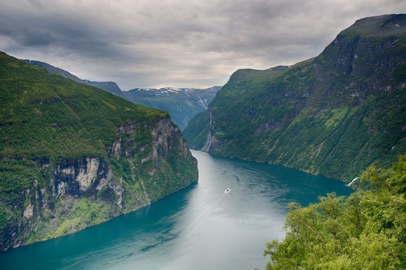 Geirangerfjord-Entdecken-Sie-die-Fjorde-Norwegens-mit-Nordic
