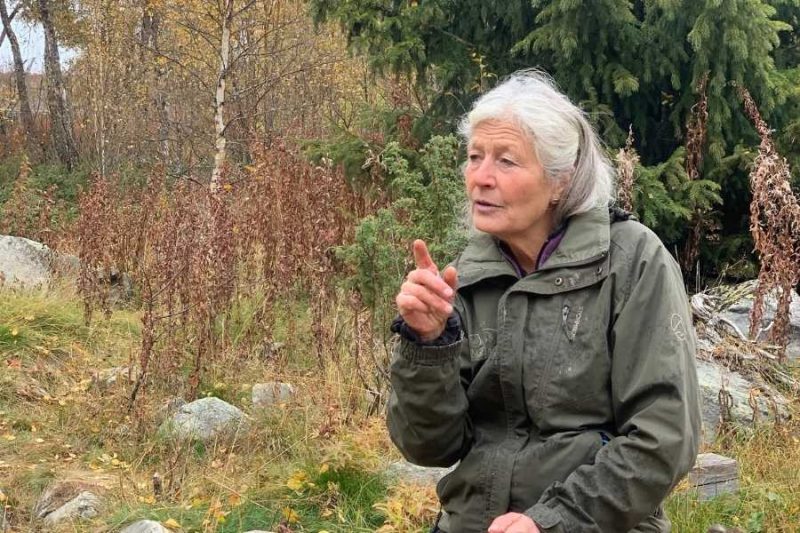 Marthe-im-Langedrag-Naturpark-in-Norwegen