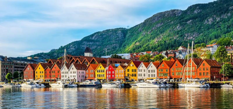 Bryggen-in-Bergen-Norwegen-mit-Nordic