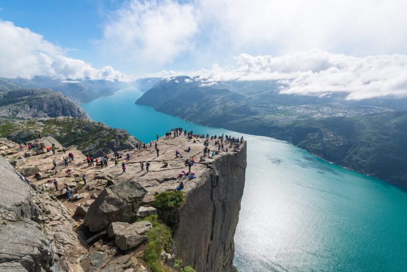 Preikestolen-in-Stavanger-Norwegen-mit-Nordic