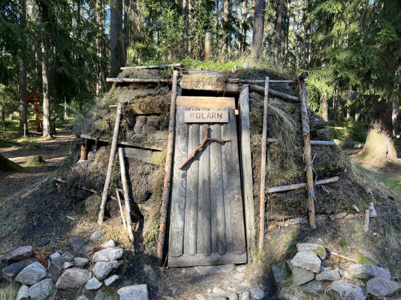 Kolarbyn-Ecolodge-©Anne-Aussergewoehnliche-Unterkuenfte-in-Schweden-im-Sommer-mit-Nordic-Skandinaien-Spezialist