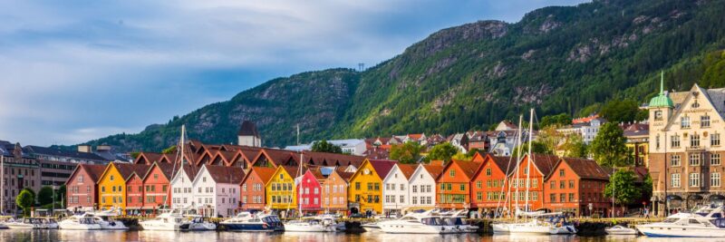 Bryggen-in-Bergen-Stadt-in-Norwegen-mit-Nordic-nach-Skandinavien-reisen
