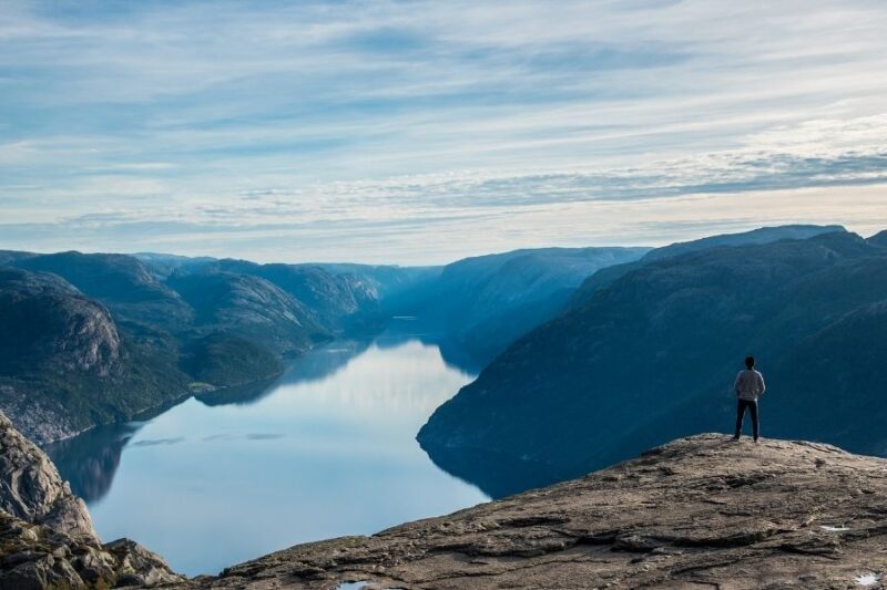 Der-Lysefjord-Entdecken-Sie-die-norwegischen-Fjorde-Reisen-nach-Norwegen-mit-Nordic-der-Skandinavien-Spezialist