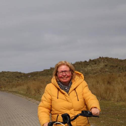 Eveline Numan - Production