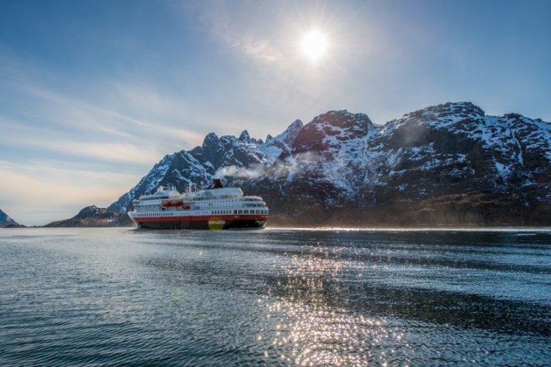 Entdecken-Sie-Norwegen-mit-Hurtigruten