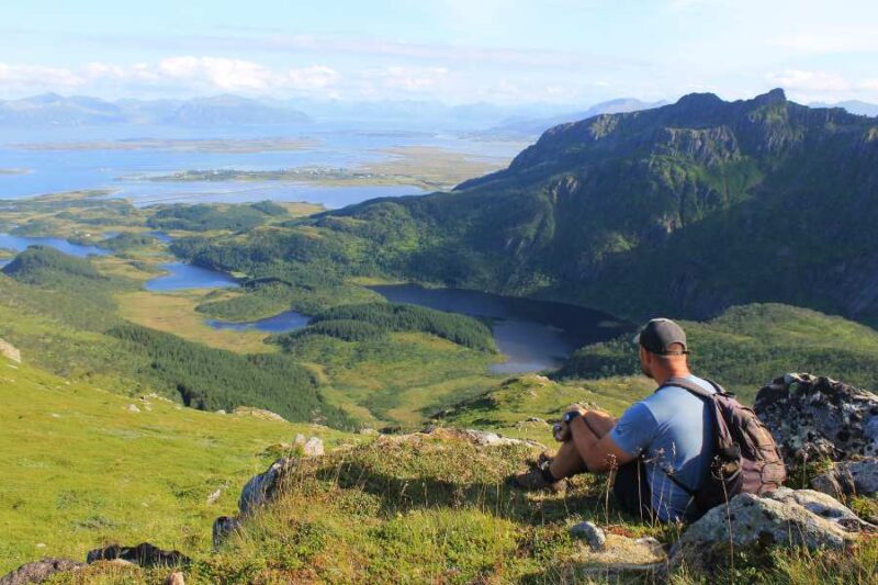 Dronningruta-Wanderung-auf-den-vesteralen-mit-Nordic