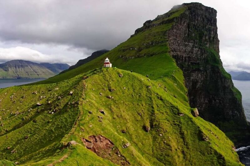 Leuchtturm-Kalsoy-Reisen-mit-Nordic