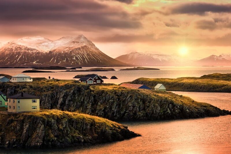 Wunderschöne-Aussicht-auf-die-Halbinsel-Snaefellsness-Island