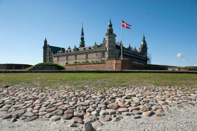 Kronborg-Schloss-Reisen-nach-Daenemark-mit-Nordic-der-Skandinavien-Spezialist-©-Thomas-Rabhek