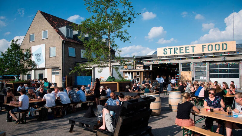 Street-food-in-Arhus-Reisen-nach-Daenemark-mit-Nordic-der-Skandinavien-Spezialist
