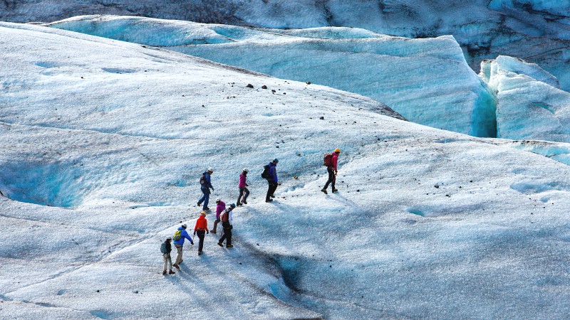 Gletscherwanderung-auf-Island-in-Winter-Reisen-mit-Nordic-der-Skandinavien-Spezialist